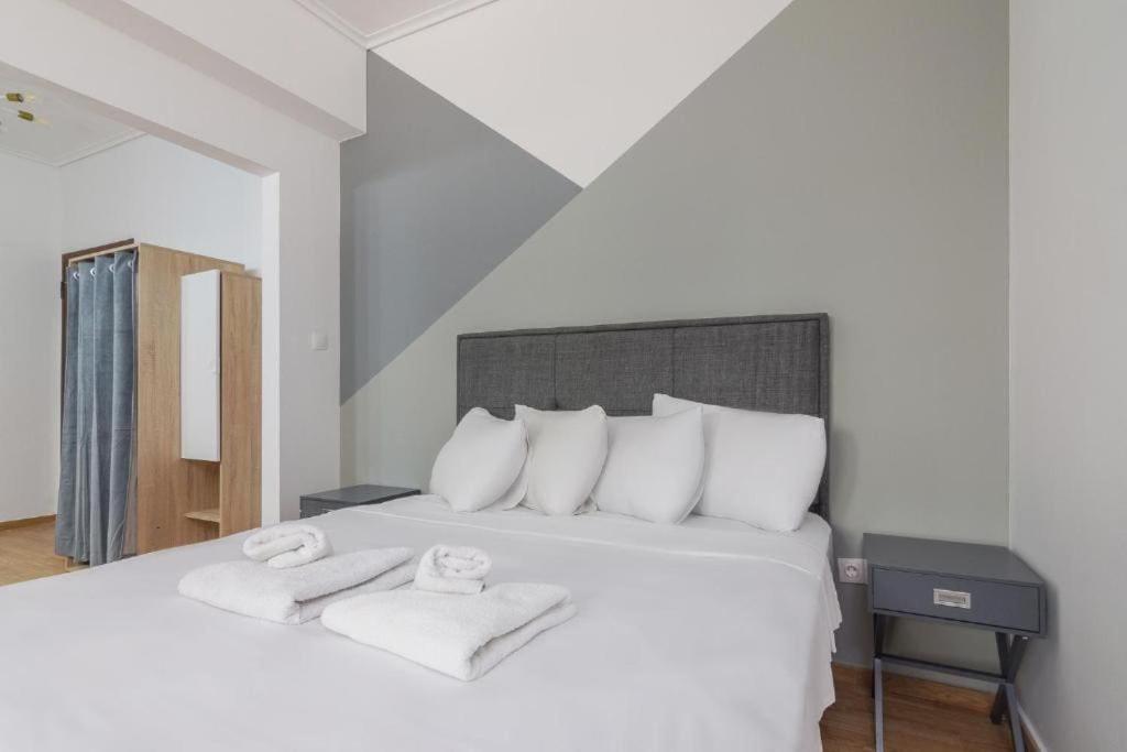 Fully Renovated 1 Bedroom
